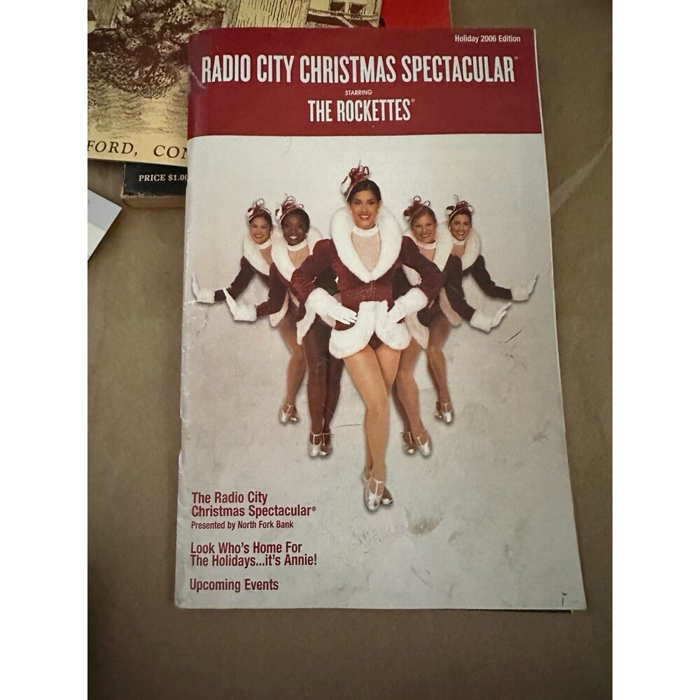 Radio City Insider 2006 Rockettes Christmas Spectacular Program In Good Conditio